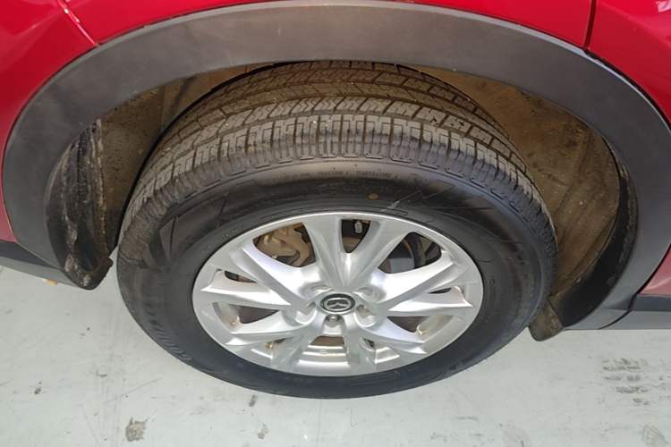 Used Mazda CX-4 2018 2.0L Automatic Two-Wheel Drive Blue Sky Dynamic Version China V Standard Right Rear Wheel Hub