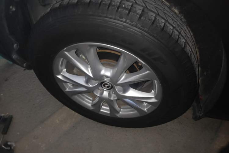 Used Mazda CX-4 2018 2.0L Automatic Two-Wheel Drive Blue Sky Exploration Version China V Standard Right Rear Wheel Hub