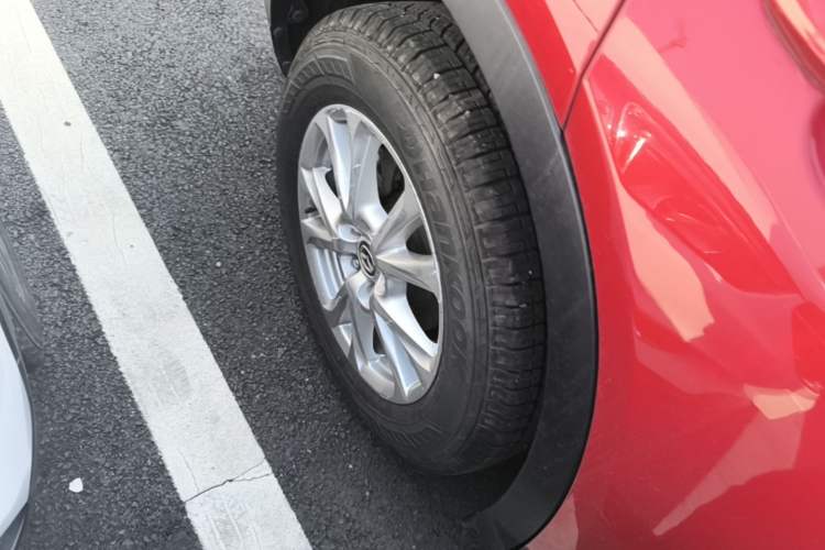 Used Mazda CX-4 2018 2.0L Automatic Two-Wheel Drive Blue Sky Dynamic Version China V Standard Right Rear Wheel Hub