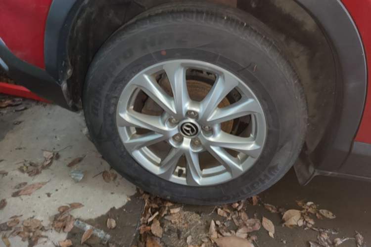 Used Mazda CX-4 2018 2.0L Automatic Two-Wheel Drive Blue Sky Dynamic Version China VI Standard Right Rear Wheel Hub
