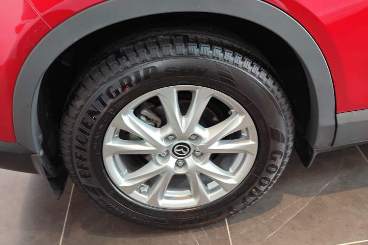 Used Mazda CX-4 2018 2.0L Automatic Two-Wheel Drive Blue Sky Dynamic Version China V Standard Right Rear Wheel Hub