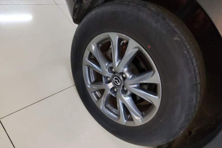 Used Mazda CX-4 2018 2.0L Automatic Two-Wheel Drive Blue Sky Premium Upgrade Version China V Standard Right Rear Wheel Hub