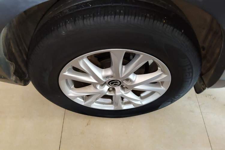 Used Mazda CX-4 2018 2.0L Automatic Two-Wheel Drive Blue Sky Dynamic Version China VI Standard Right Rear Wheel Hub