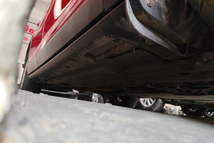 Used Mazda CX-4 2018 2.0L Automatic Two-Wheel Drive Blue Sky Exploration Version China V Standard Right Side Sill