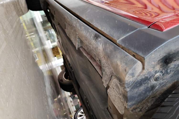 Used Mazda CX-4 2018 2.0L Automatic Two-Wheel Drive Blue Sky Dynamic Version China VI Standard Right Side Sill