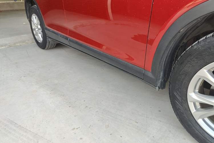 Used Mazda CX-4 2018 2.0L Automatic 2WD Blue Sky Exploration Edition China VI Standard Right Side Sill