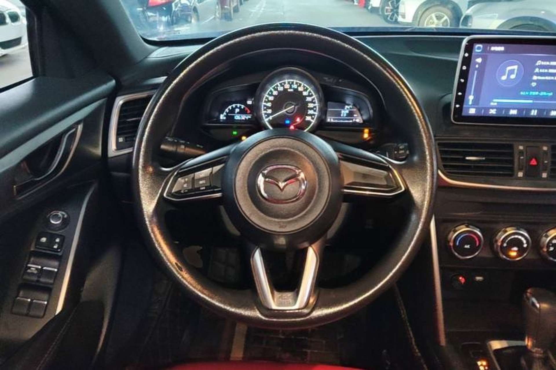 Used Mazda CX-4 2018 2.0L Automatic Two-Wheel Drive Blue Sky Dynamic Version China VI Standard Steering Wheel