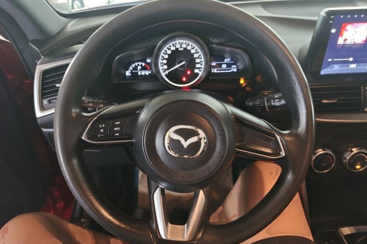 Used Mazda CX-4 2018 2.0L Automatic Two-Wheel Drive Blue Sky Dynamic Version China V Standard Steering Wheel