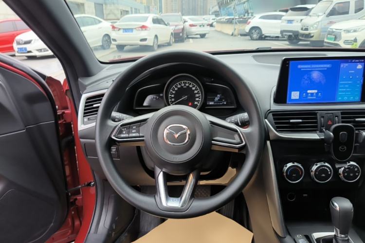 Used Mazda CX-4 2018 2.0L Automatic Two-Wheel Drive Blue Sky Dynamic Version China V Standard Steering Wheel