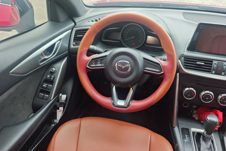 Used Mazda CX-4 2018 2.0L Automatic Two-Wheel Drive Blue Sky Dynamic Version China V Standard Steering Wheel