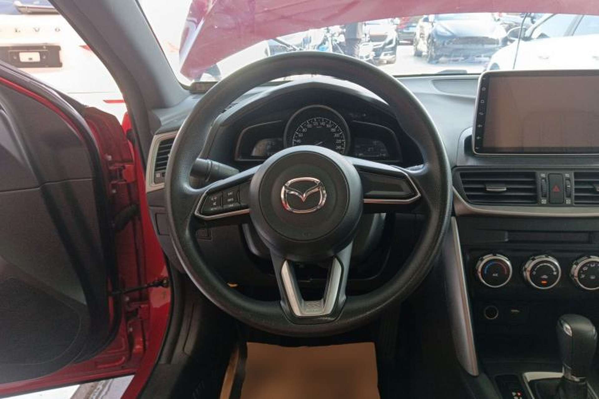 Used Mazda CX-4 2018 2.0L Automatic Two-Wheel Drive Blue Sky Dynamic Version China V Standard Steering Wheel