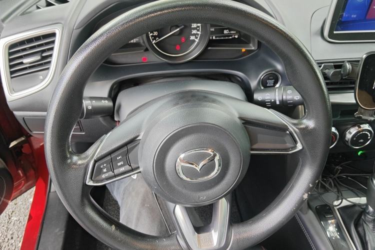 Used Mazda CX-4 2018 2.0L Automatic Two-Wheel Drive Blue Sky Dynamic Version China V Standard Steering Wheel