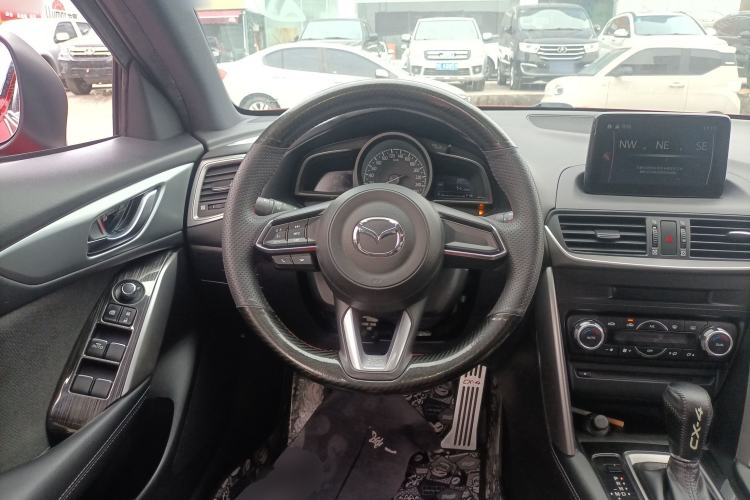 Used Mazda CX-4 2018 2.0L Automatic Two-Wheel Drive Blue Sky Exploration Version China V Standard Steering Wheel