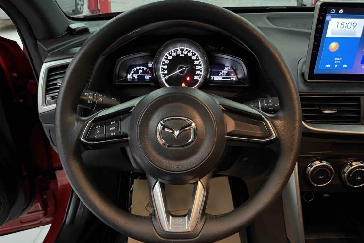 Used Mazda CX-4 2018 2.0L Automatic Two-Wheel Drive Blue Sky Dynamic Version China V Standard Steering Wheel
