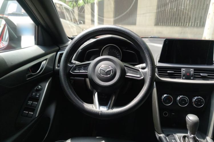 Used Mazda CX-4 2018 2.0L Automatic Two-Wheel Drive Blue Sky Dynamic Version China VI Standard Steering Wheel