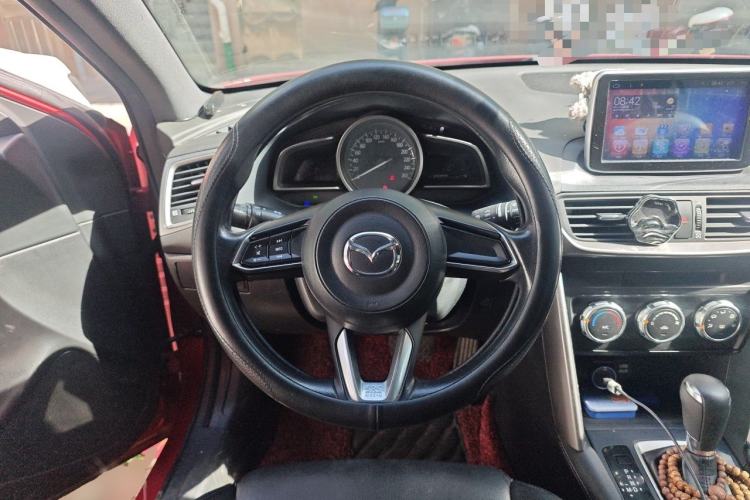 Used Mazda CX-4 2018 2.0L Automatic Two-Wheel Drive Blue Sky Dynamic Version China V Standard Steering Wheel