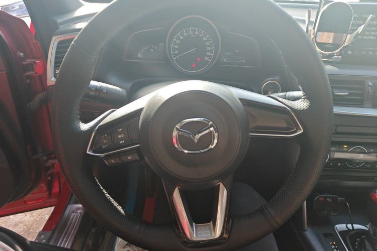 Used Mazda CX-4 2018 2.0L Automatic Two-Wheel Drive Blue Sky Exploration Version China V Standard Steering Wheel