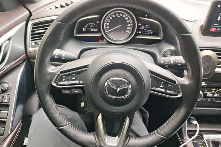 Used Mazda CX-4 2018 2.0L Automatic Two-Wheel Drive Blue Sky Luxury Edition Steering Wheel