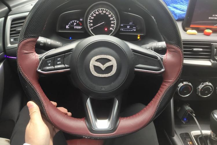 Used Mazda CX-4 2018 2.0L Automatic Two-Wheel Drive Blue Sky Dynamic Version China V Standard Steering Wheel