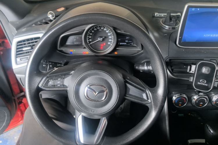 Used Mazda CX-4 2018 2.0L Automatic Two-Wheel Drive Blue Sky Dynamic Version China V Standard Steering Wheel