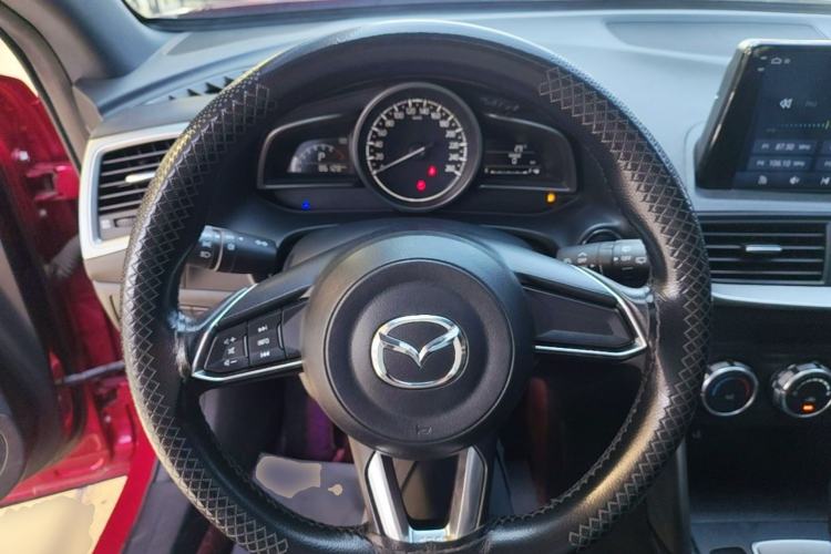 Used Mazda CX-4 2018 2.0L Automatic Two-Wheel Drive Blue Sky Dynamic Version China V Standard Steering Wheel