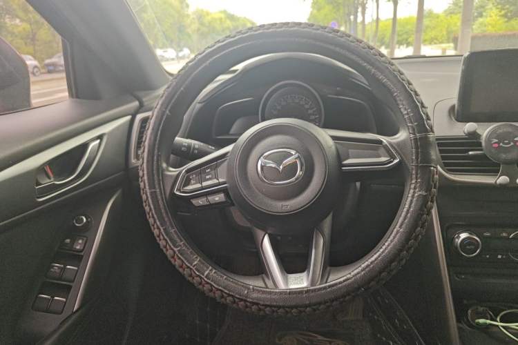 Used Mazda CX-4 2018 2.0L Automatic Two-Wheel Drive Smart Tech Edition China VI Steering Wheel