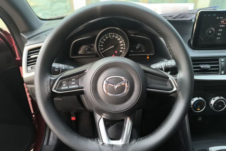 Used Mazda CX-4 2018 2.0L Automatic Two-Wheel Drive Blue Sky Dynamic Version China V Standard Steering Wheel