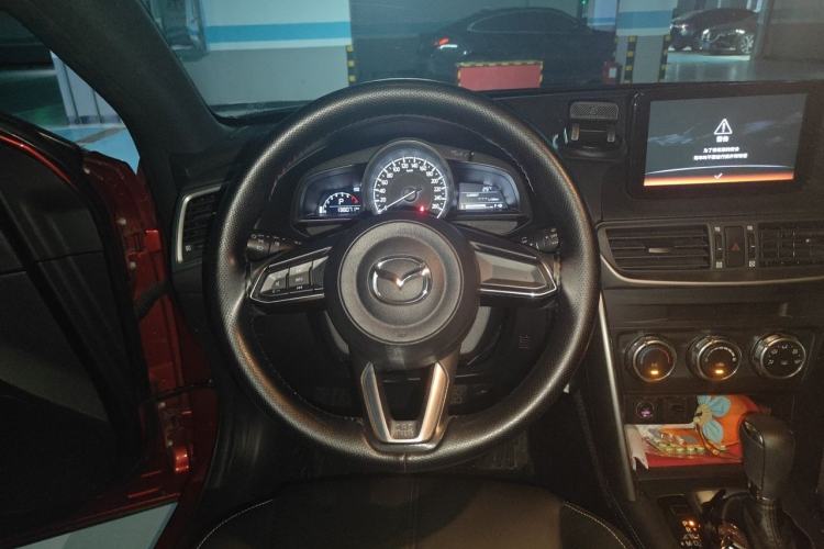 Used Mazda CX-4 2018 2.0L Automatic Two-Wheel Drive Blue Sky Dynamic Version China V Standard Steering Wheel