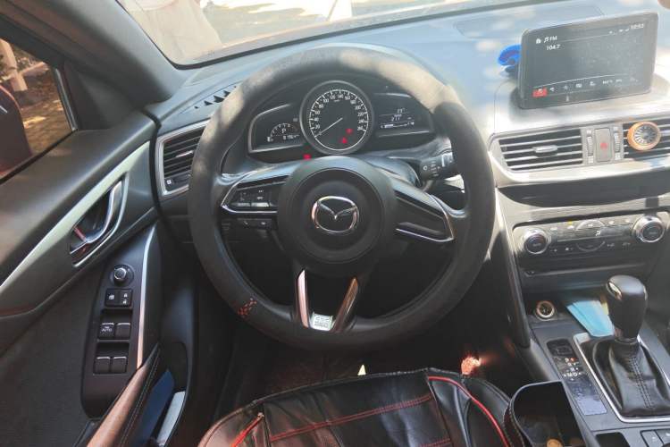 Used Mazda CX-4 2018 2.0L Automatic 2WD ZhiLing Tech Edition China V Standard Steering Wheel