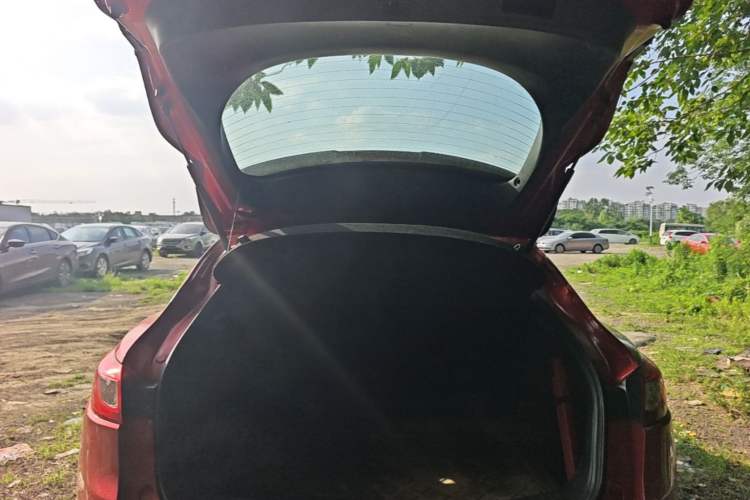 Used Mazda CX-4 2018 2.0L Automatic Two-Wheel Drive Blue Sky Dynamic Version China V Standard Trunk