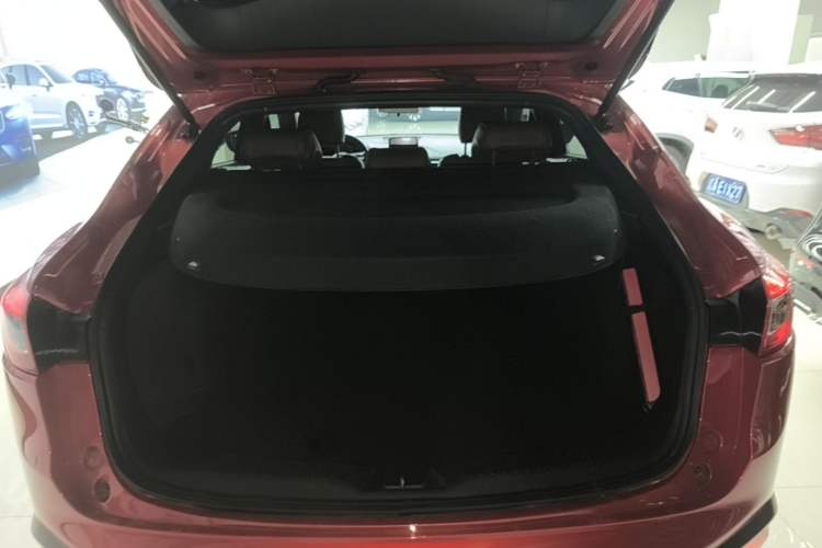 Used Mazda CX-4 2018 2.0L Automatic Two-Wheel Drive Blue Sky Exploration Version China V Standard Trunk