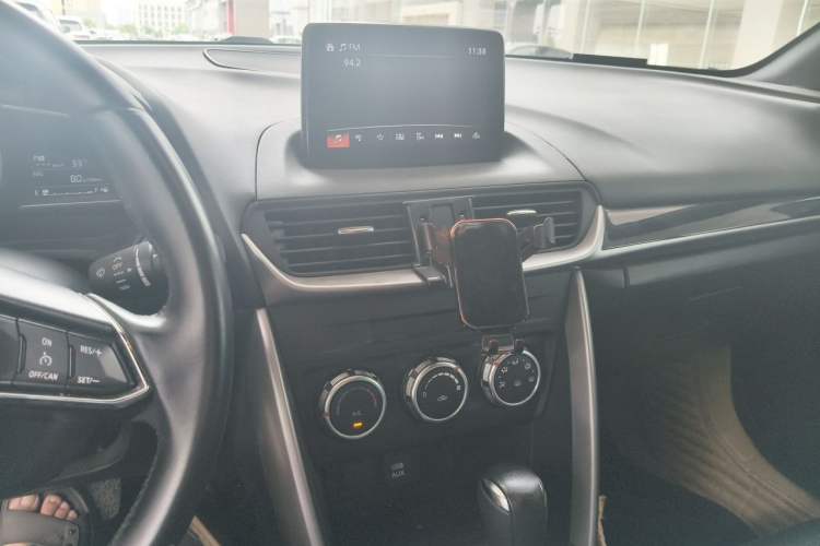 Used Mazda CX-4 2018 2.0L Automatic Two-Wheel Drive Blue Sky Dynamic Version China V Standard Audio And AC Panel