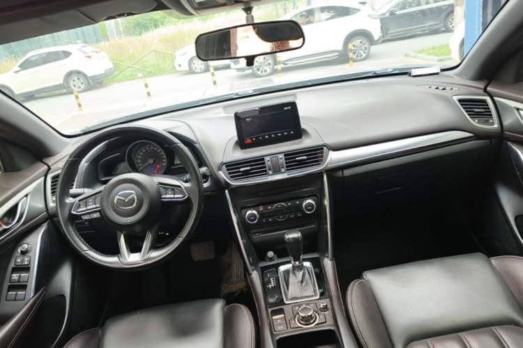 Used Mazda CX-4 2018 2.0L Automatic Two-Wheel Drive Blue Sky Luxury Edition Center Console
