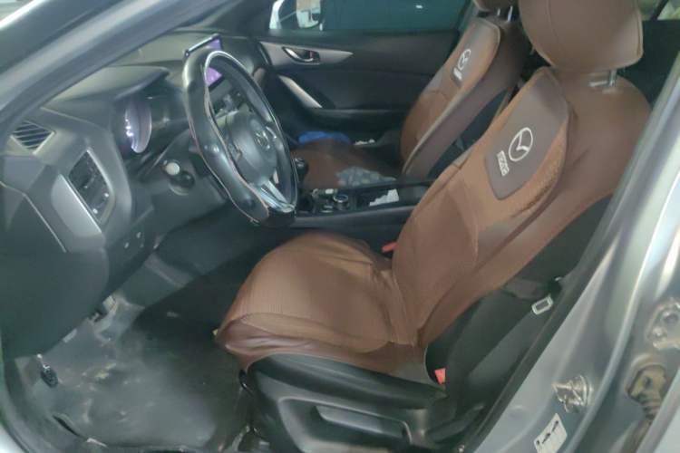Used Mazda CX-4 2018 2.0L Manual Two-Wheel Drive Blue Sky Dynamic Edition China V Standard Driver Seat