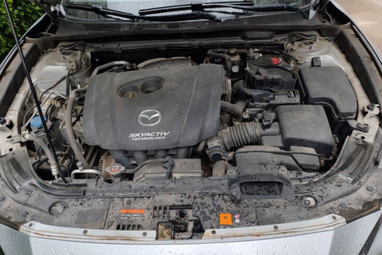 Used Mazda CX-4 2018 2.0L Automatic Two-Wheel Drive Blue Sky Dynamic Version China V Standard Engine Bay