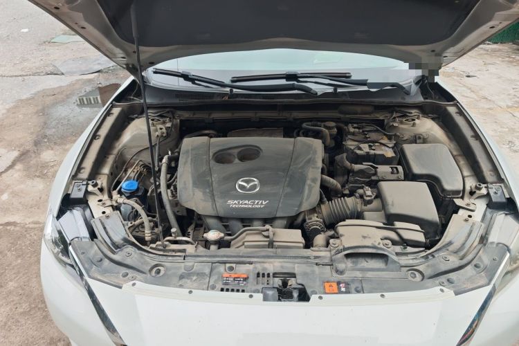 Used Mazda CX-4 2018 2.0L Automatic Two-Wheel Drive Blue Sky Exploration Version China V Standard Engine Bay