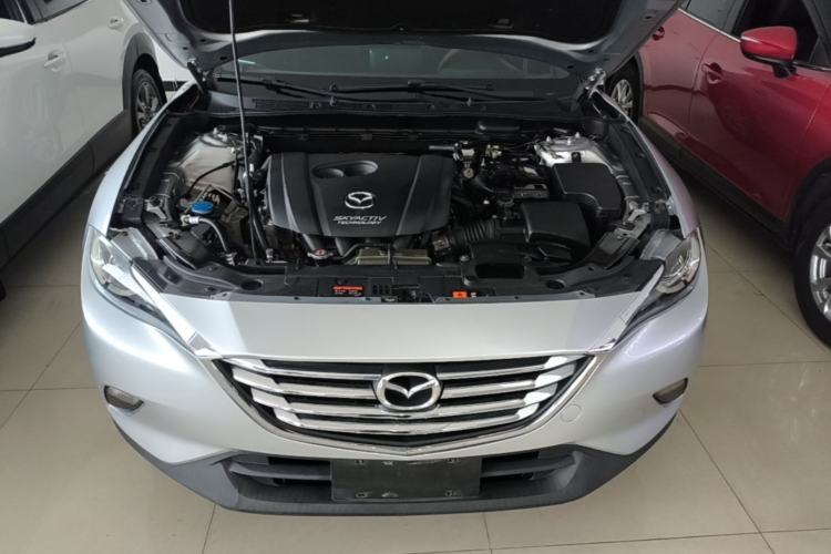 Used Mazda CX-4 2018 2.0L Automatic Two-Wheel Drive Blue Sky Dynamic Version China VI Standard Engine Bay