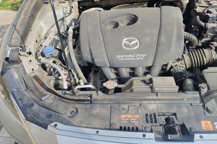 Used Mazda CX-4 2018 2.0L Automatic Two-Wheel Drive Blue Sky Dynamic Version China V Standard Engine Bay Right
