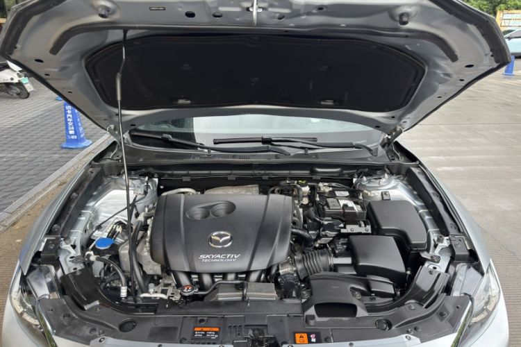 Used Mazda CX-4 2018 2.5L Automatic 4x4 Bluelight Fearless Edition China V Standard Engine Bay