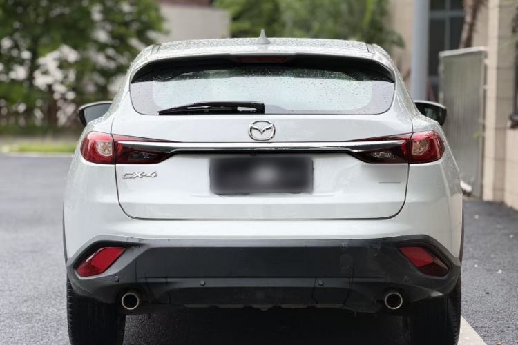 Used Mazda CX-4 2018 2.0L Automatic 2WD Blue Sky Exploration Edition China VI Standard Exterior 10