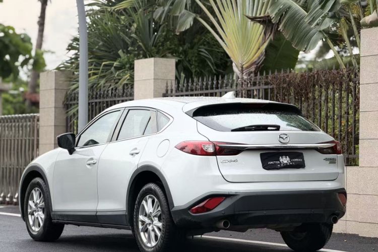 Used Mazda CX-4 2018 2.0L Automatic 2WD Blue Sky Exploration Edition China VI Standard Exterior 11