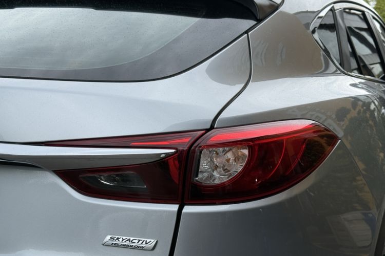 Used Mazda CX-4 2018 2.5L Automatic 4x4 Bluelight Fearless Edition China V Standard Exterior 2