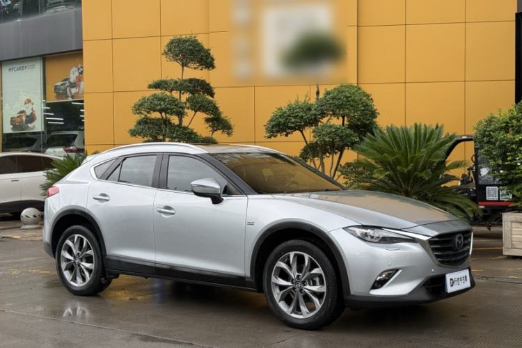 Used Mazda CX-4 2018 2.5L Automatic 4x4 Bluelight Fearless Edition China V Standard Exterior 3