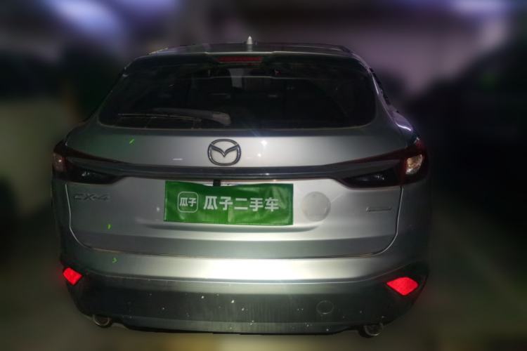 Used Mazda CX-4 2018 2.0L Manual Two-Wheel Drive Blue Sky Dynamic Edition China V Standard Exterior 4