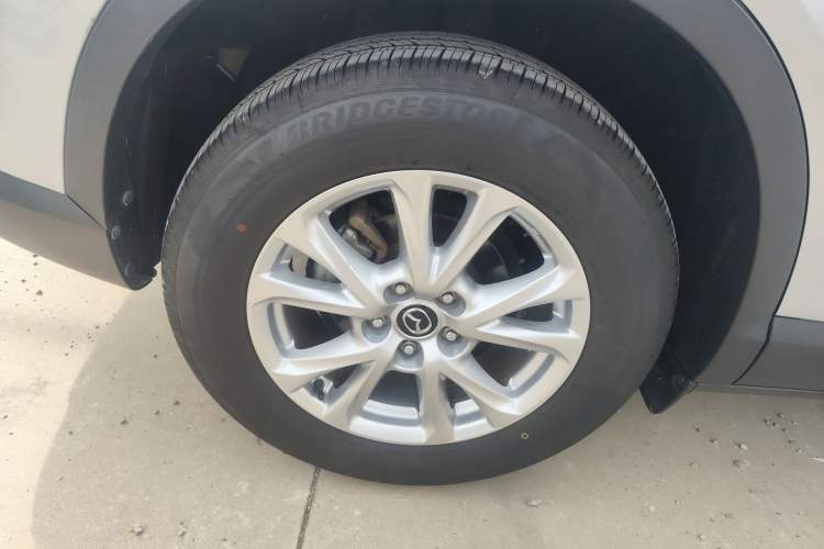 Used Mazda CX-4 2018 2.0L Automatic Two-Wheel Drive Blue Sky Luxury Edition Exterior 5