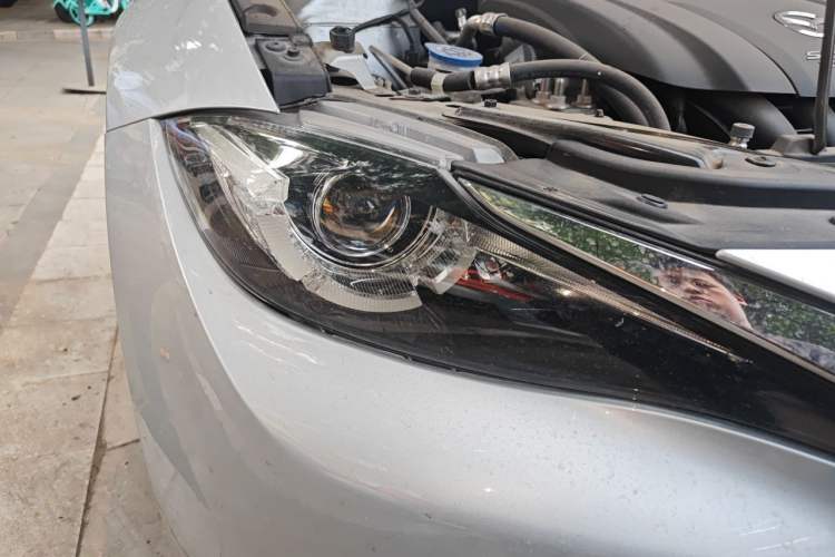 Used Mazda CX-4 2018 2.0L Automatic Two-Wheel Drive Blue Sky Dynamic Version China VI Standard Exterior 6