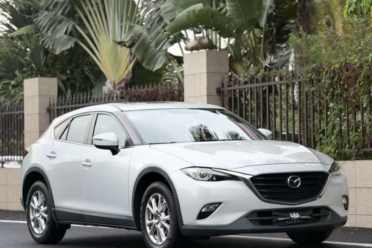 Used Mazda CX-4 2018 2.0L Automatic 2WD Blue Sky Exploration Edition China VI Standard Exterior 9