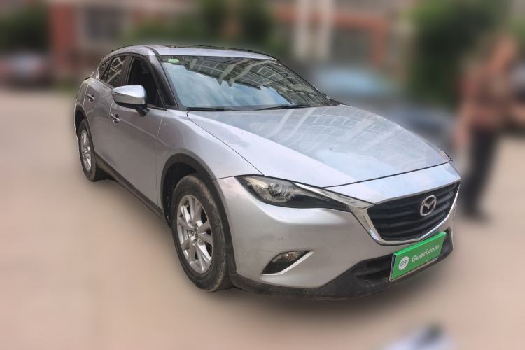 Used Mazda CX-4 2018 2.0L Automatic Two-Wheel Drive Blue Sky Dynamic Version China V Standard Front Right 45 Deg