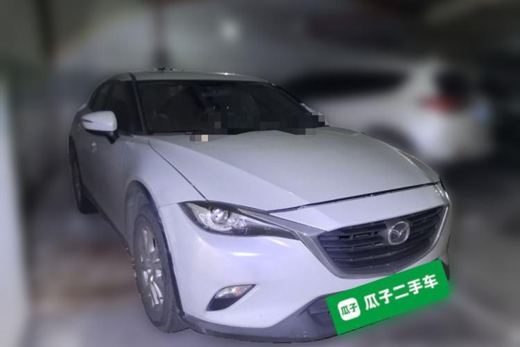 Used Mazda CX-4 2018 2.0L Automatic Two-Wheel Drive Blue Sky Dynamic Version China V Standard Front Right 45 Deg