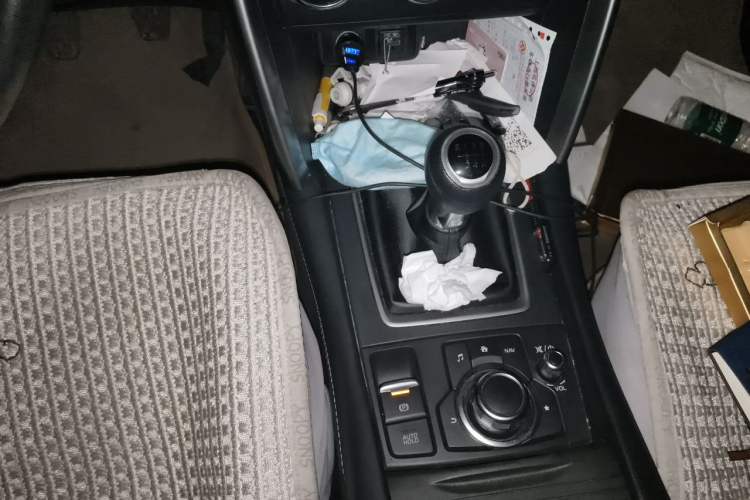 Used Mazda CX-4 2018 2.0L Manual Two-Wheel Drive Blue Sky Dynamic Edition China V Standard Gear Lever